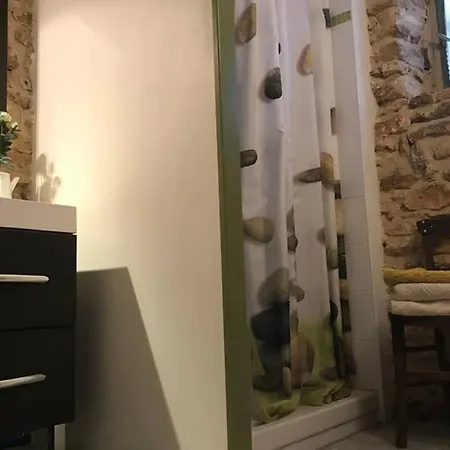 Le Des Parrots Casa vacanze